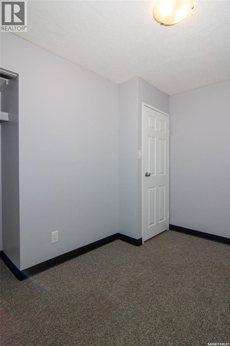 1625 Thompson Avenue, Saskatoon, SK - Indoor Photo Showing Other Room
