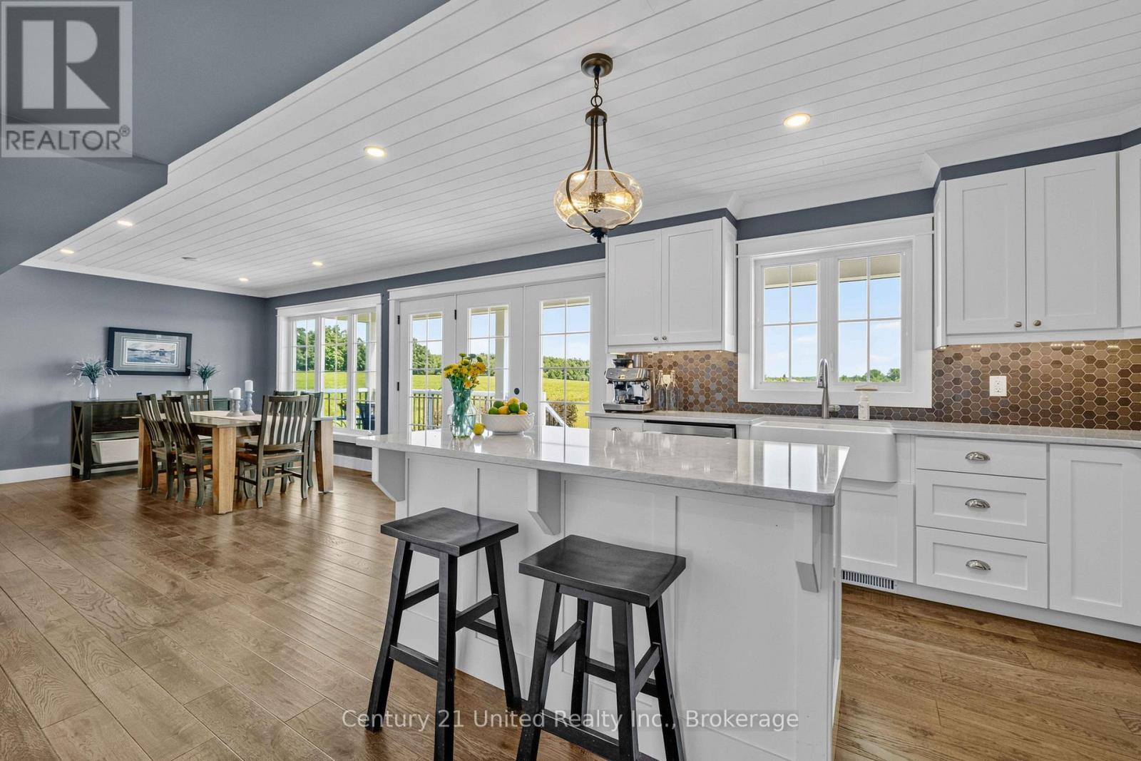 947 Payne Line, Douro-Dummer, ON - Indoor