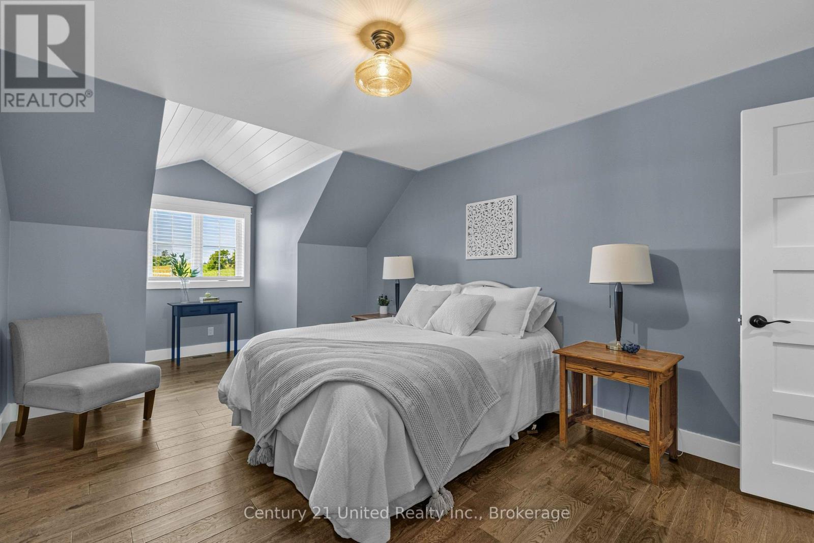 947 Payne Line, Douro-Dummer, ON - Indoor Photo Showing Bedroom