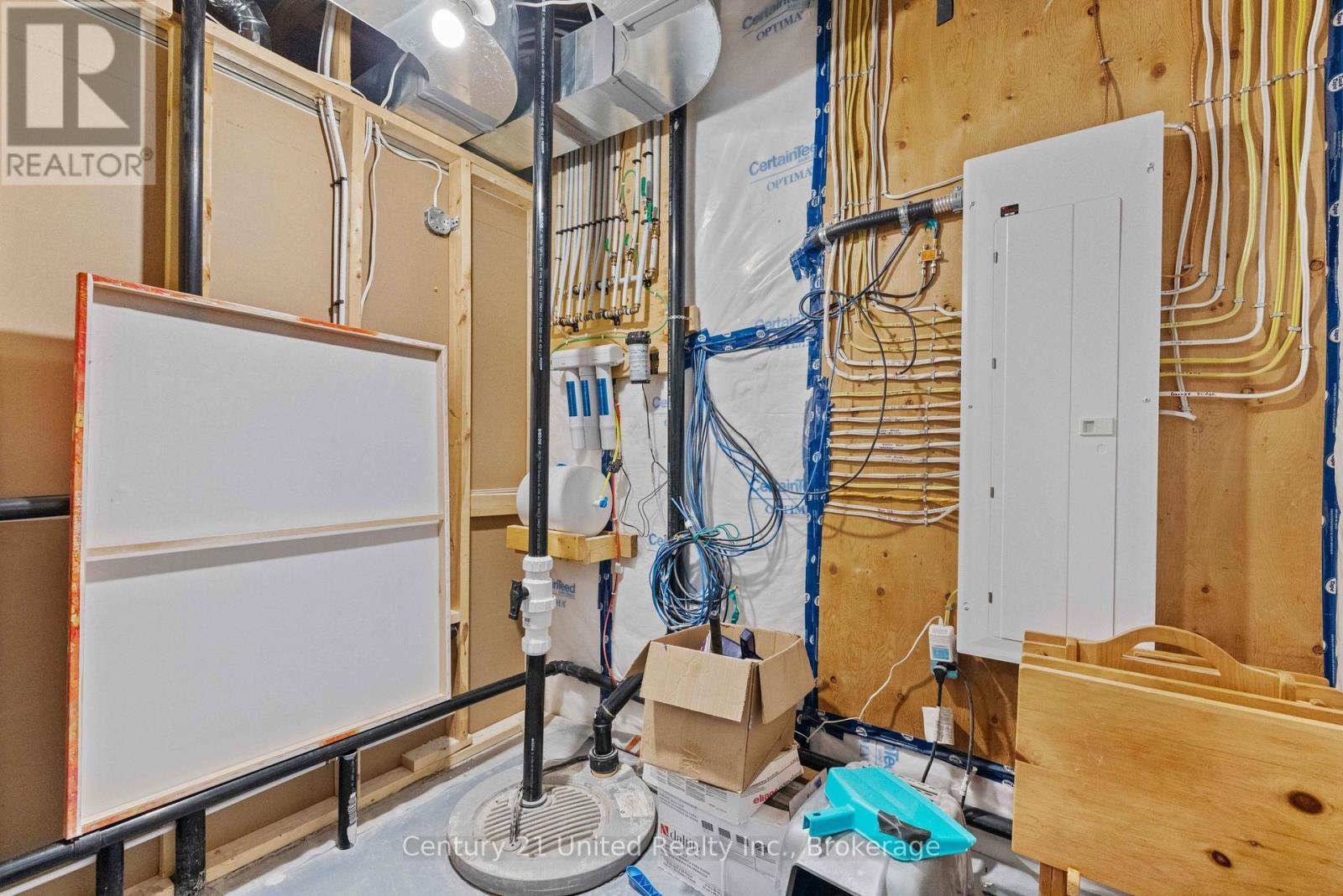 947 Payne Line, Douro-Dummer, ON - Indoor