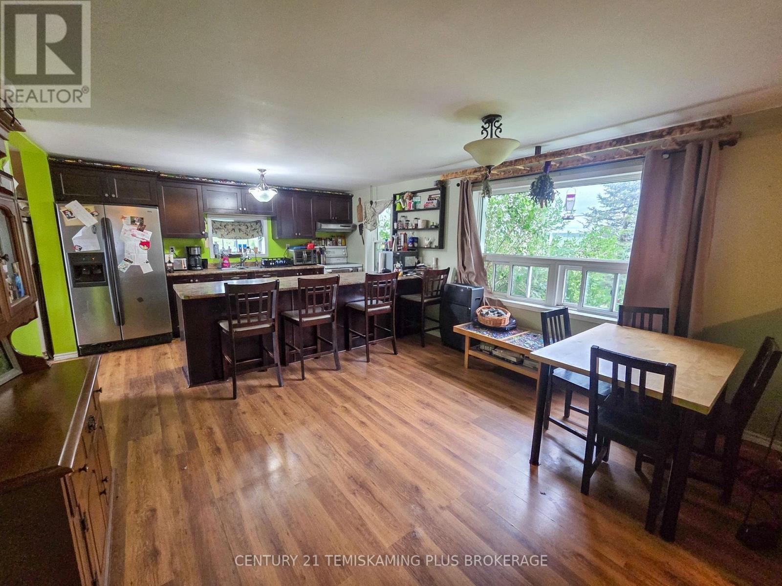 311096 Highway 571, Armstrong (Earlton), ON - Indoor Photo Showing Dining Room