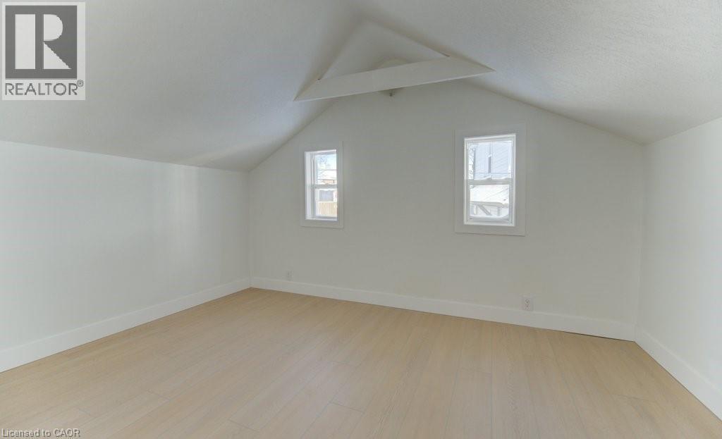 190 Lancaster Street E, Kitchener, ON - Indoor Photo Showing Other Room