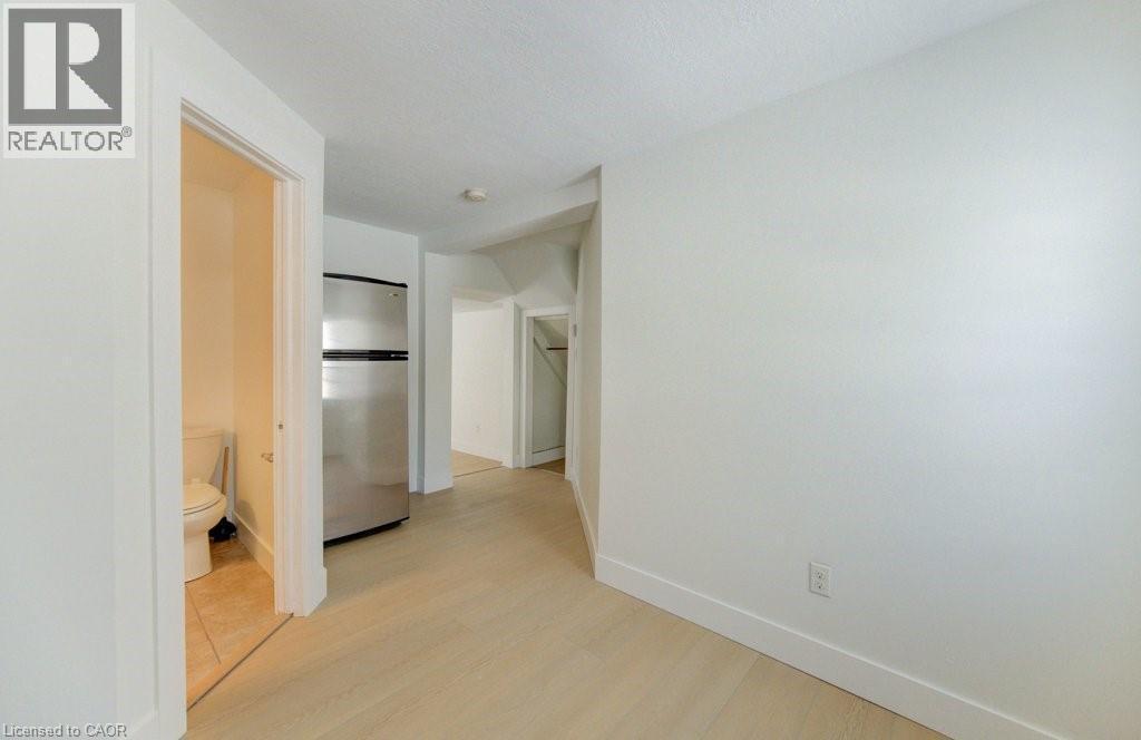 190 Lancaster Street E, Kitchener, ON - Indoor