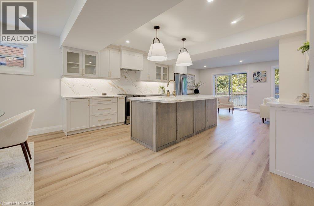 34 Moore Avenue N, Waterloo, ON - Indoor Photo Showing Kitchen With Upgraded Kitchen