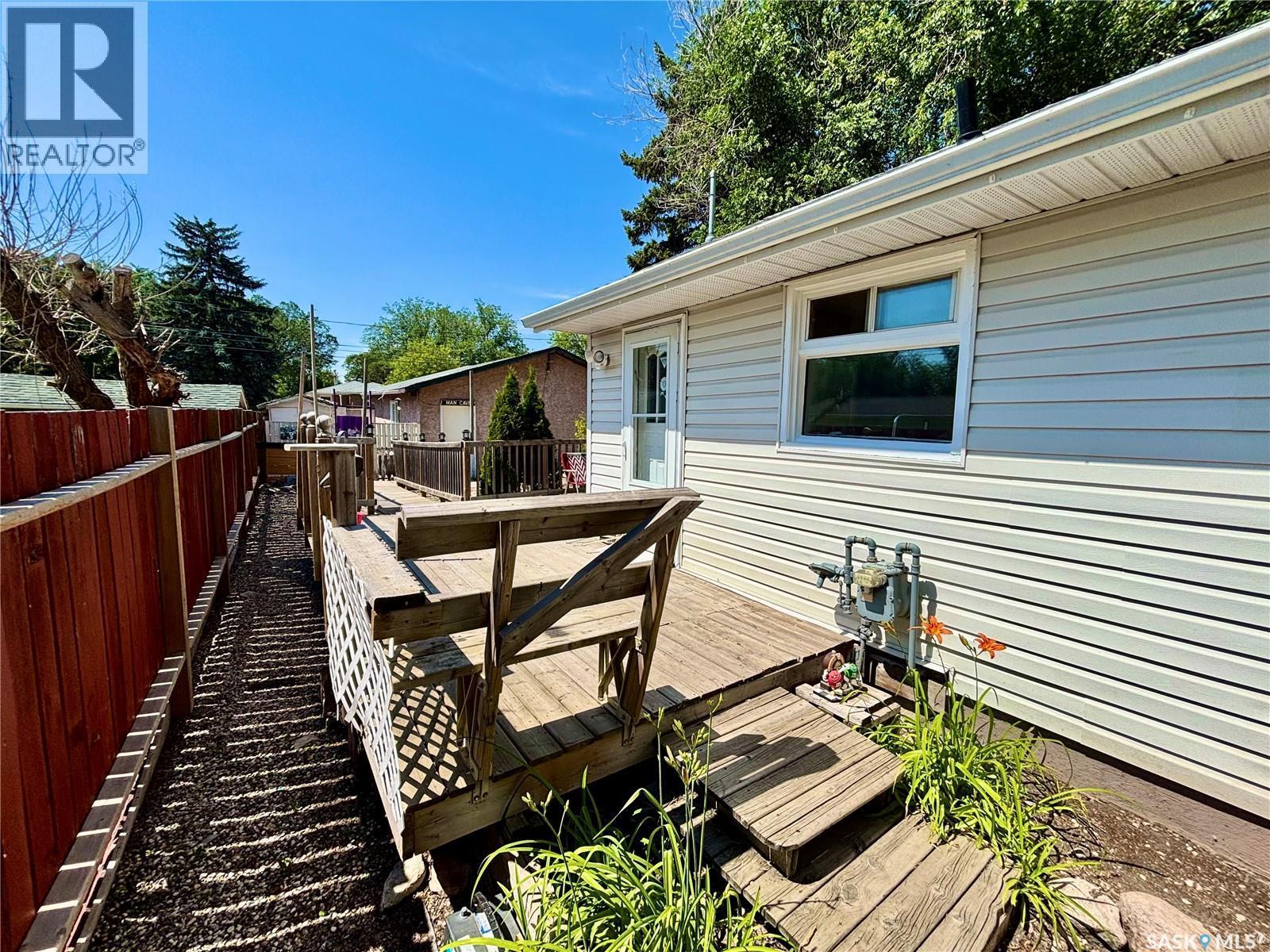 314 Retallack Street, Regina, SK - Outdoor With Deck Patio Veranda With Exterior
