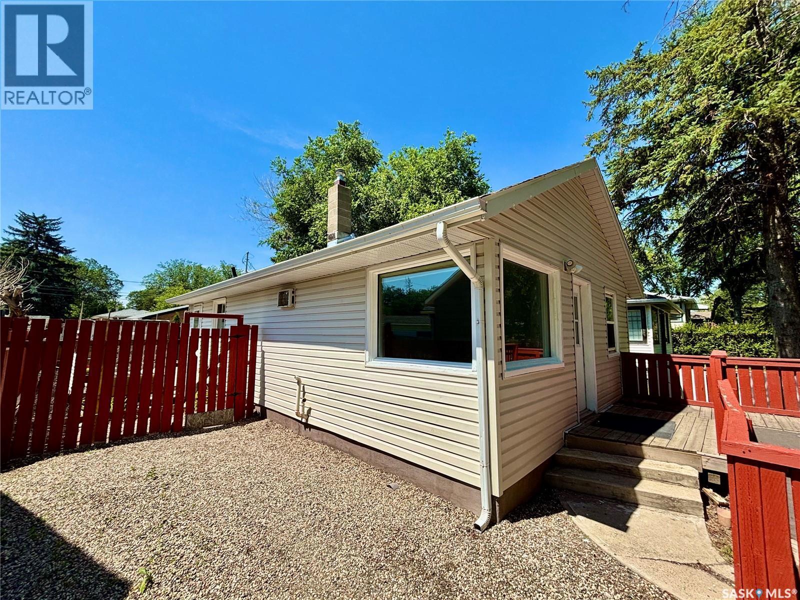 314 Retallack Street, Regina, SK - Outdoor With Exterior