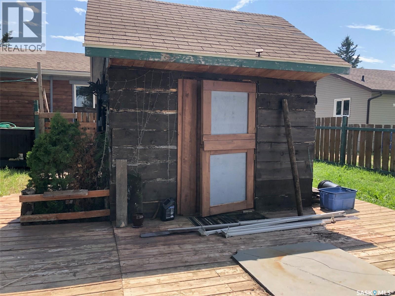 303 6Th Avenue, Invermay, SK - Outdoor