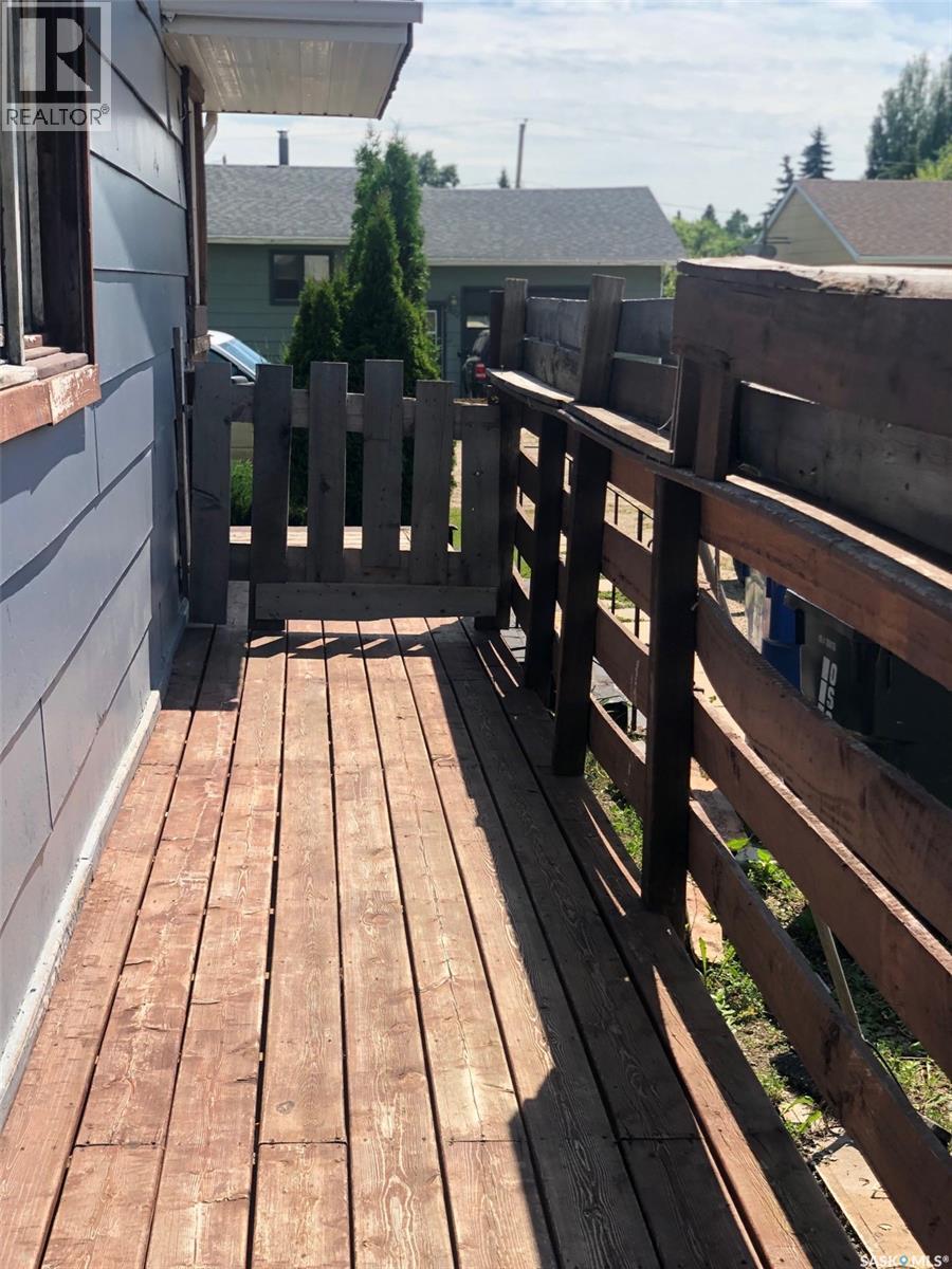 303 6Th Avenue, Invermay, SK - Outdoor