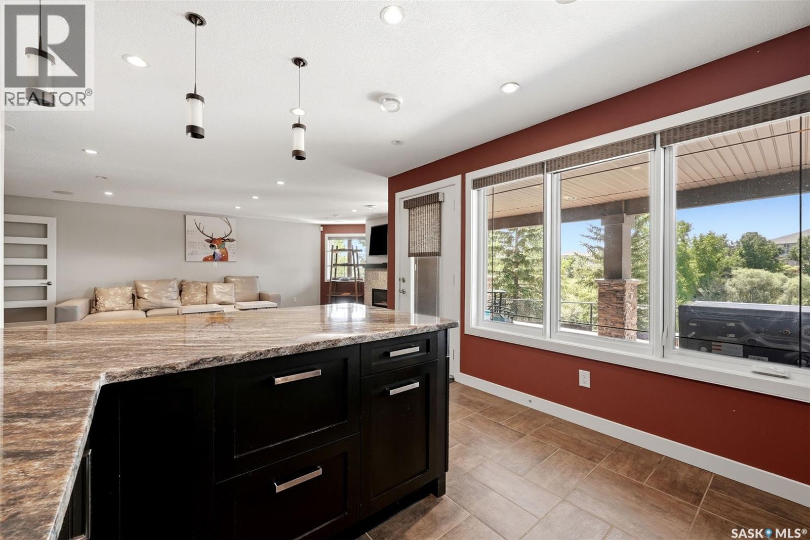 2423 Linner Bay, Regina, SK - Indoor