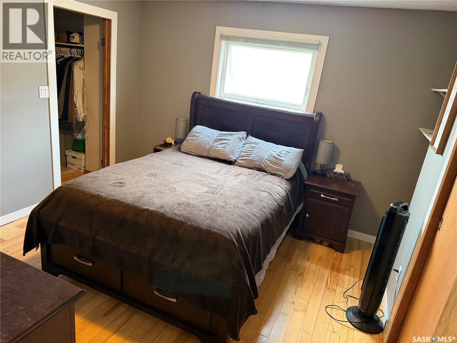 202 1St Street E, Turtleford, SK - Indoor Photo Showing Bedroom