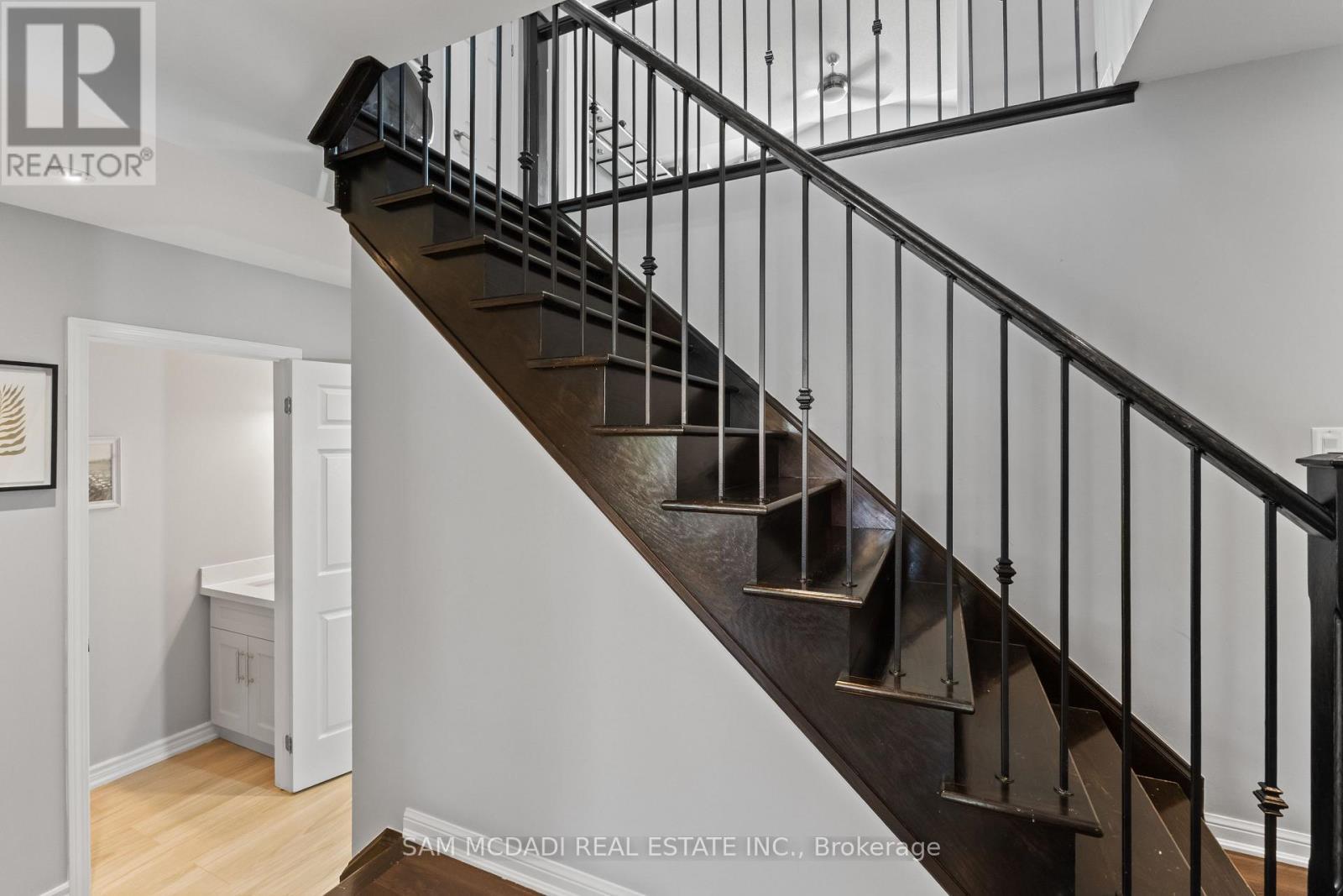920 Clark Boulevard, Milton, ON - Indoor Photo Showing Other Room