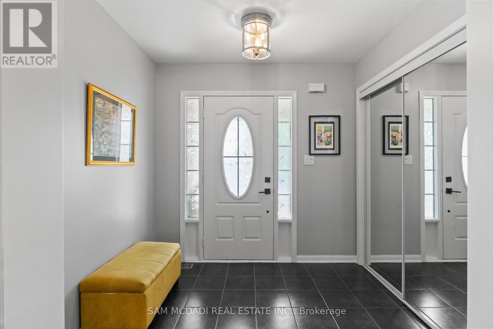 920 Clark Boulevard, Milton, ON - Indoor Photo Showing Other Room