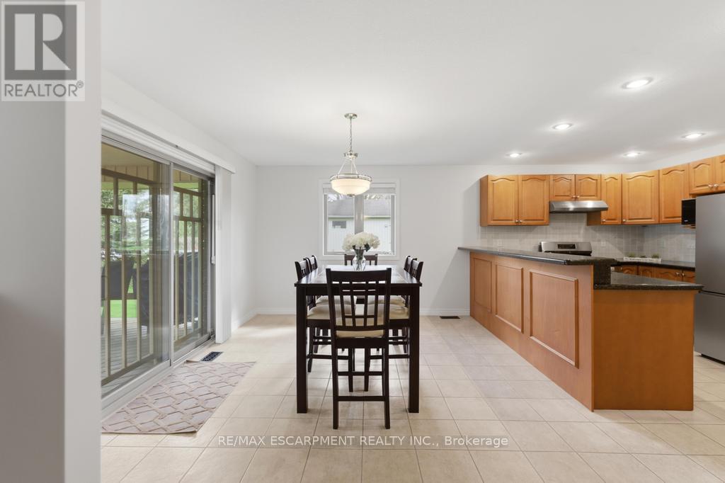 80 Lister Avenue, Hamilton, ON - Indoor