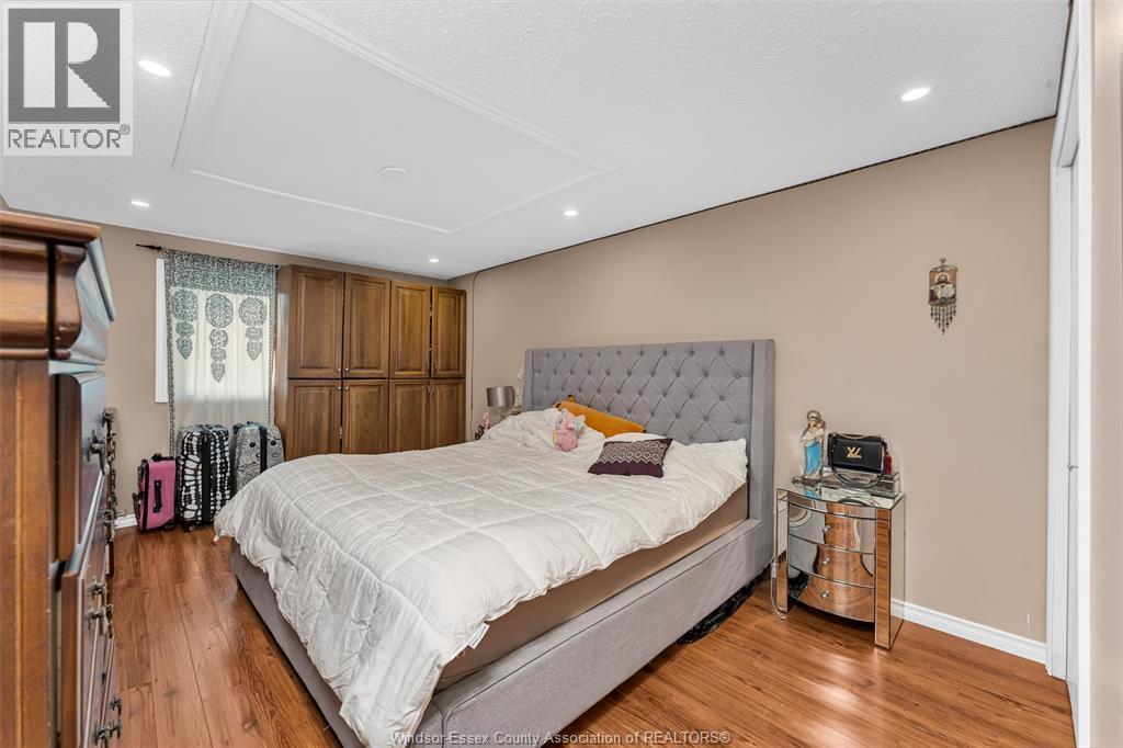 3038 Brimley, Windsor, ON - Indoor Photo Showing Bedroom