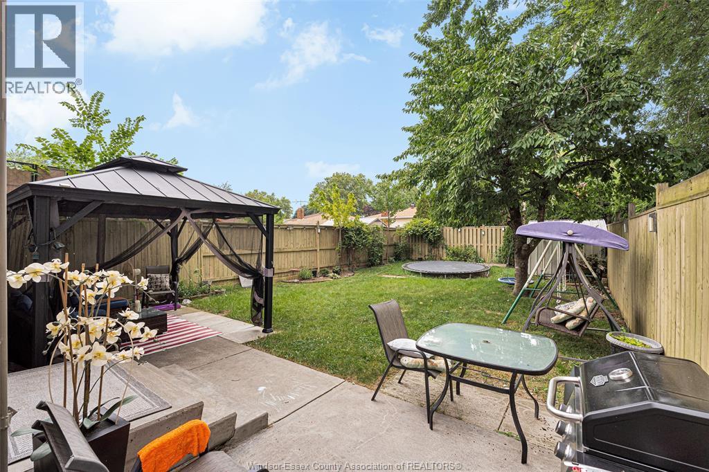3038 Brimley, Windsor, ON - Outdoor With Backyard