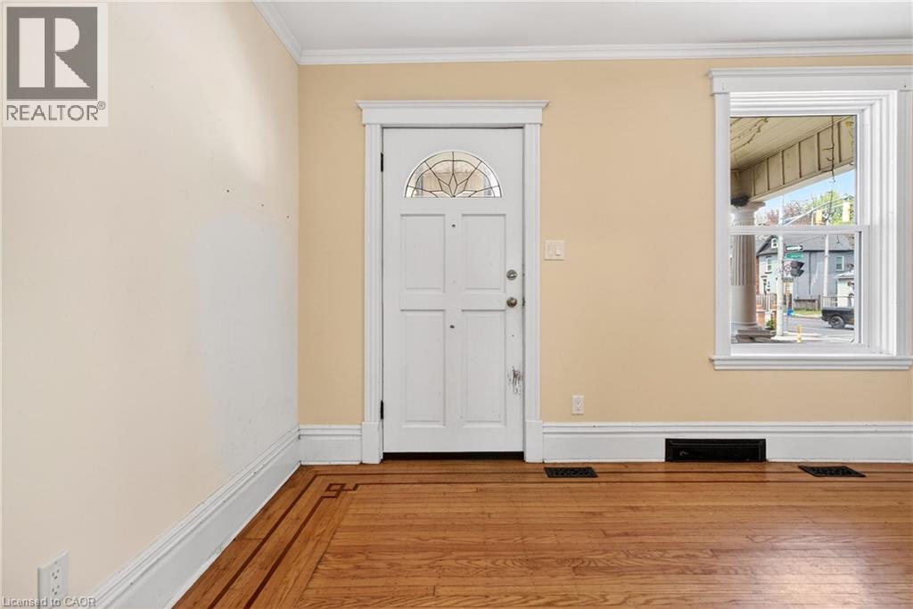 520 John Street N, Hamilton, ON - Indoor Photo Showing Other Room