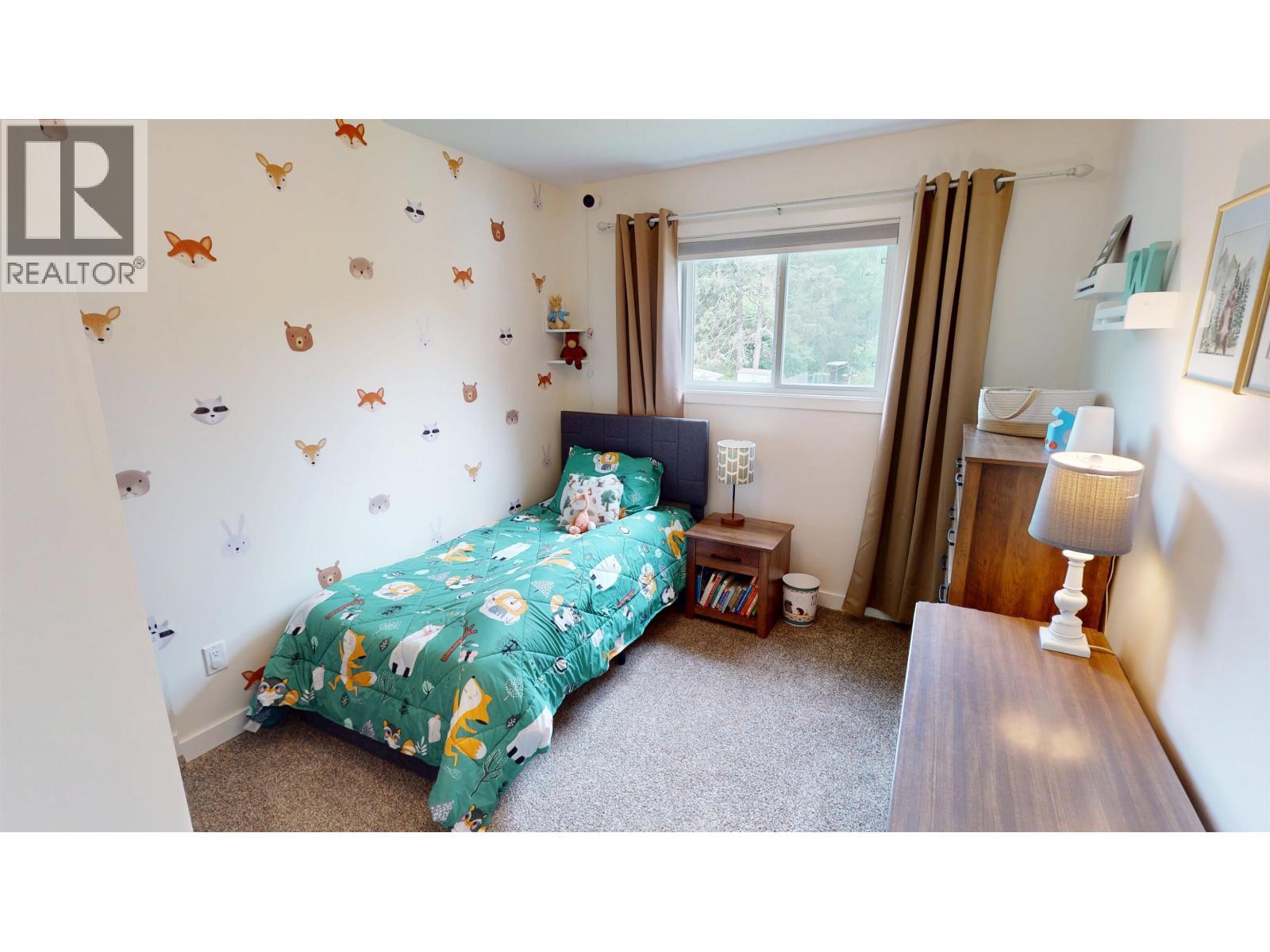 115 S Brears Road, Quesnel, BC - Indoor Photo Showing Bedroom