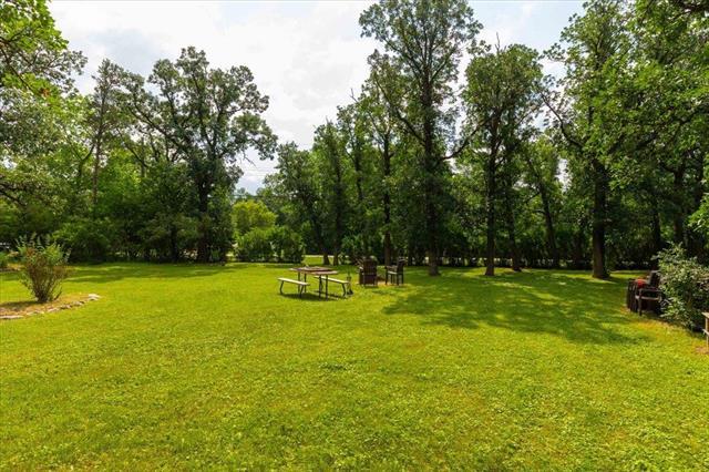 8667 Roblin Blvd, Headingley, MB - Outdoor