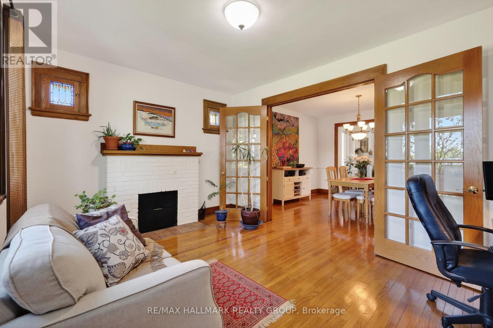 2043 Riverside Drive, Ottawa, ON - Indoor Photo Showing Other Room With Fireplace