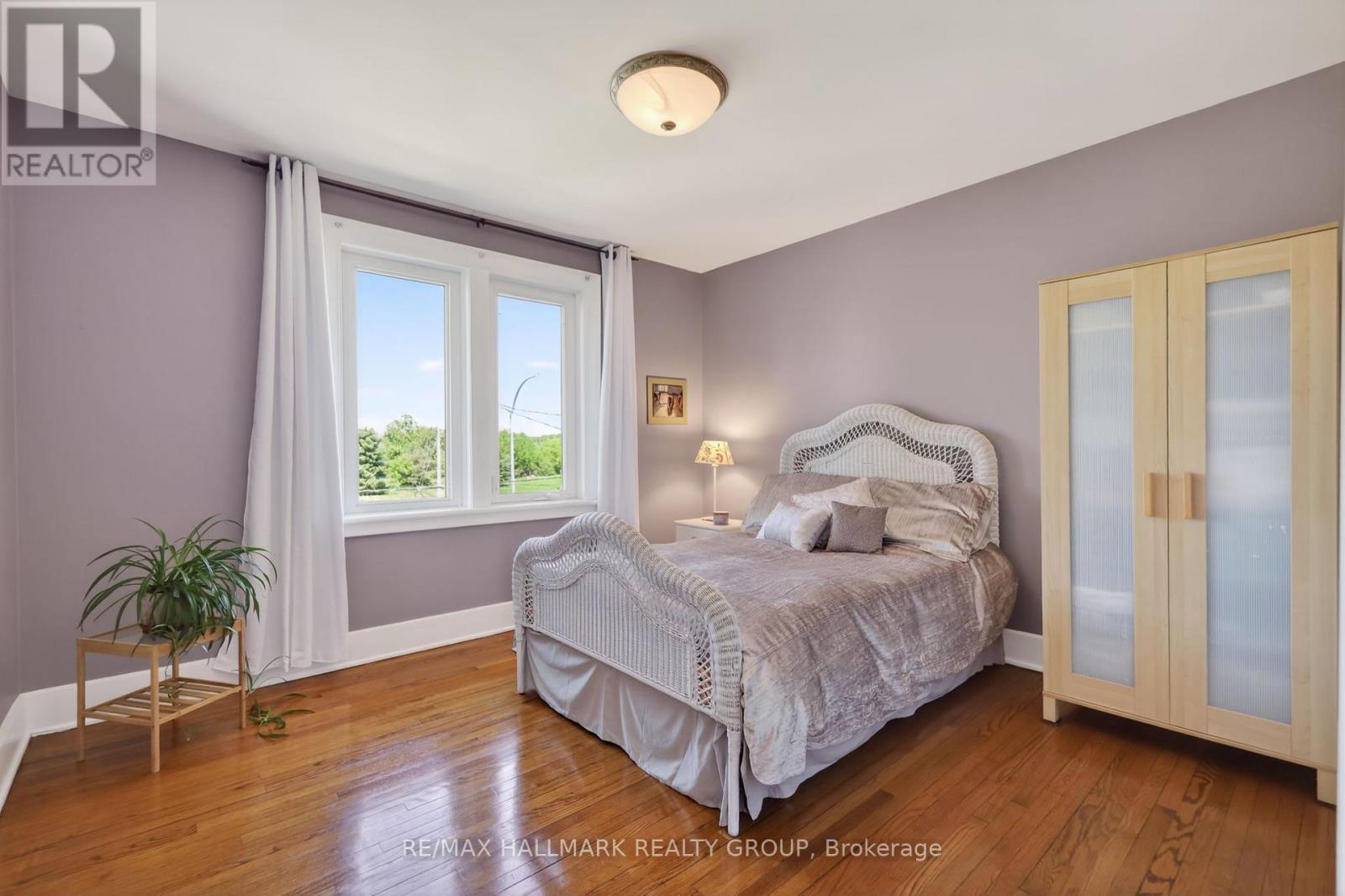 2043 Riverside Drive, Ottawa, ON - Indoor Photo Showing Bedroom