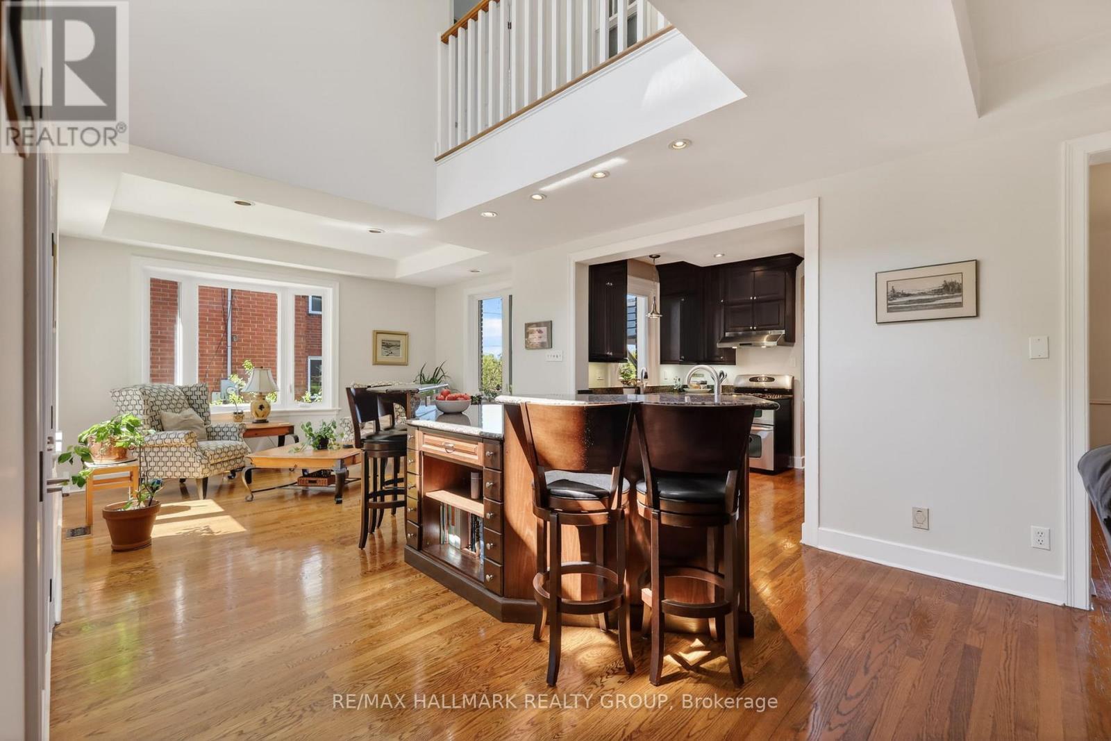 2043 Riverside Drive, Ottawa, ON - Indoor Photo Showing Dining Room