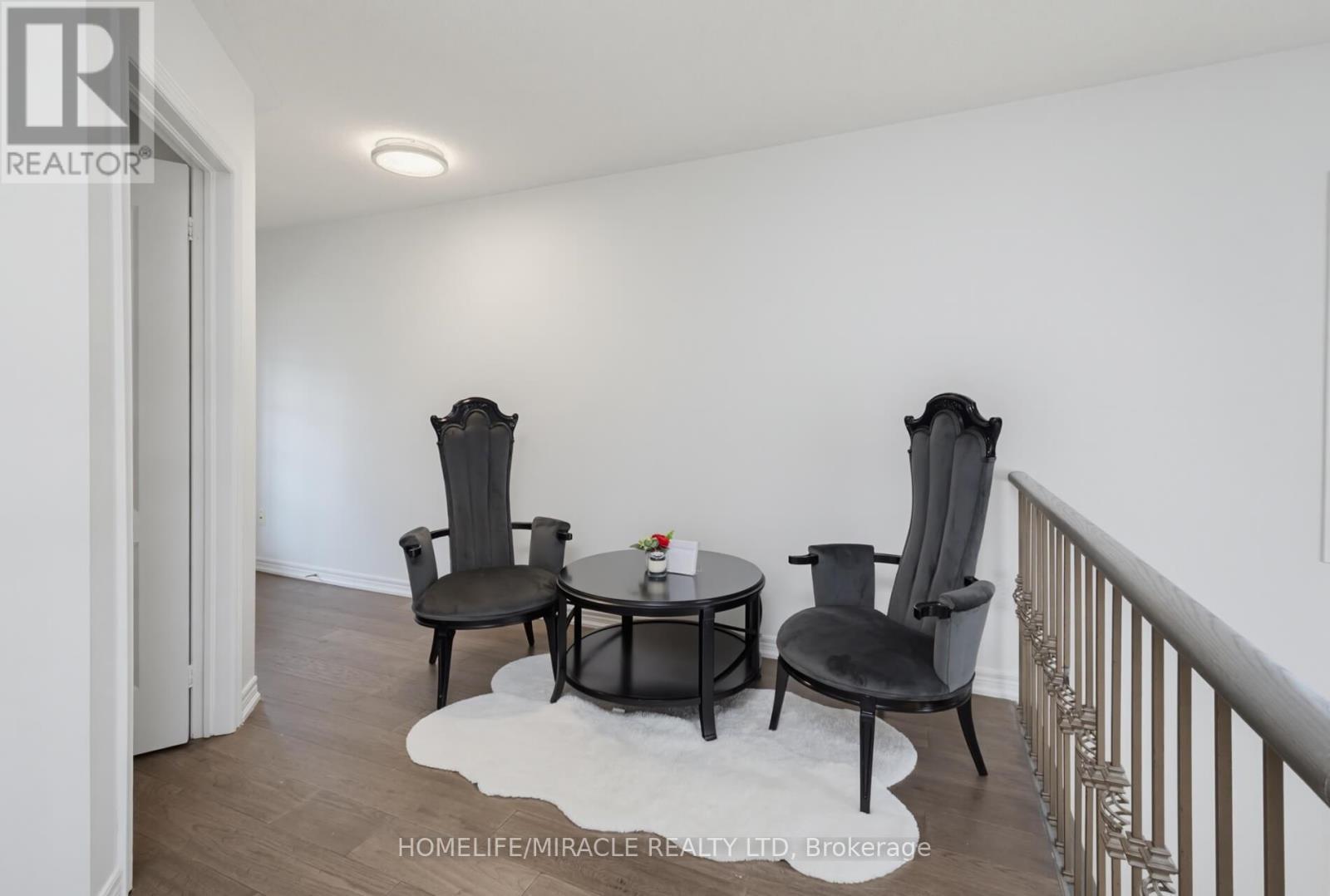 7350 Glamorgan Way, Mississauga, ON - Indoor