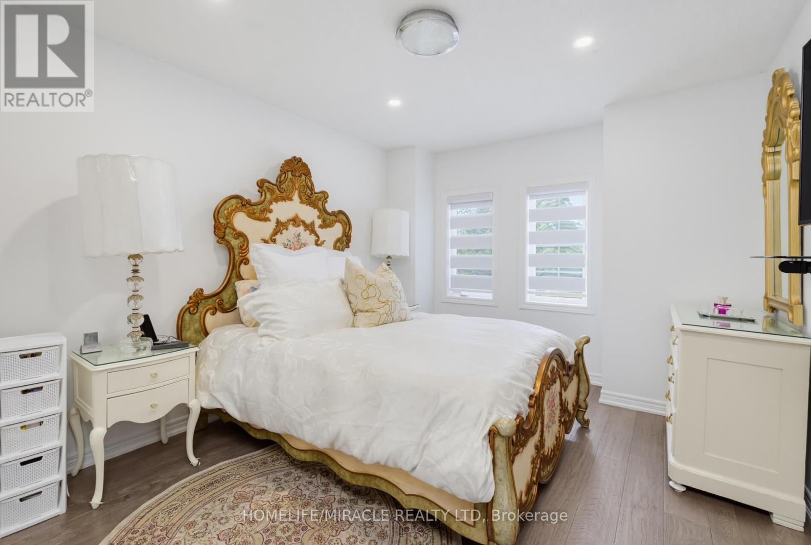 7350 Glamorgan Way, Mississauga, ON - Indoor Photo Showing Bedroom
