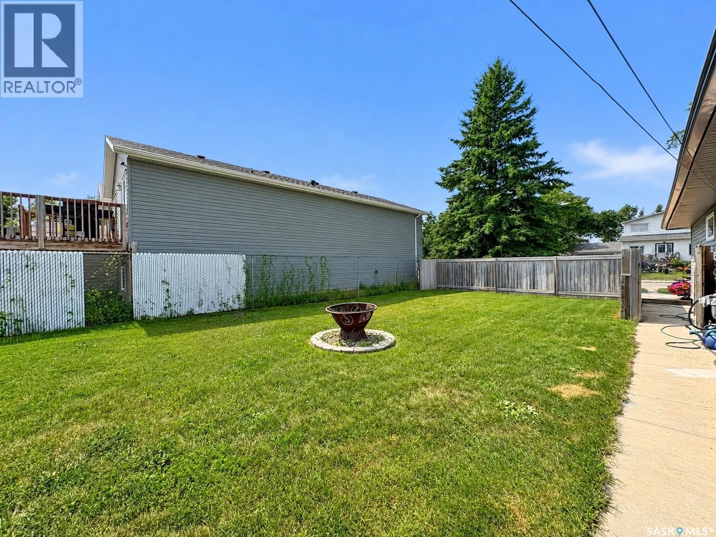 924 Weldon Avenue, Saskatoon, SK - Outdoor