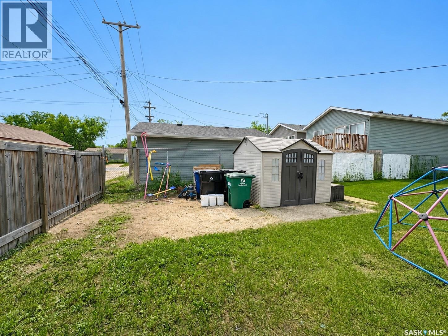924 Weldon Avenue, Saskatoon, SK - Outdoor