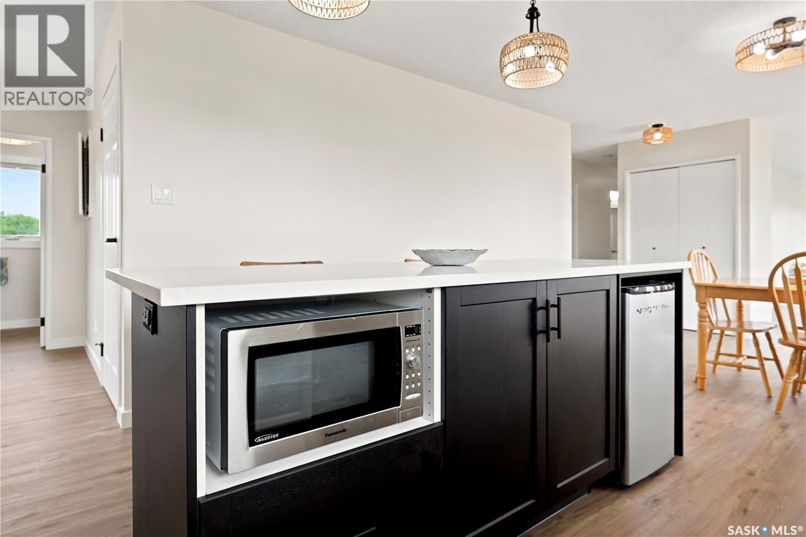 54B Marshall Crescent, Katepwa Beach, SK - Indoor