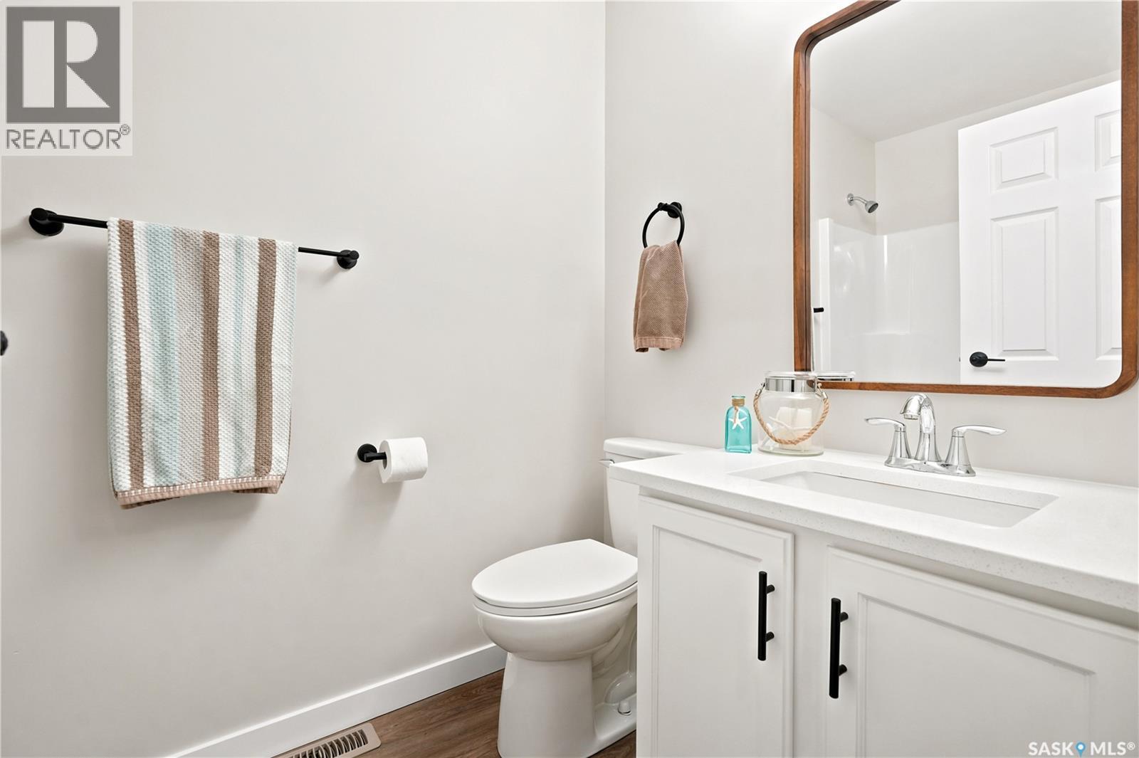 54B Marshall Crescent, Katepwa Beach, SK - Indoor Photo Showing Bathroom