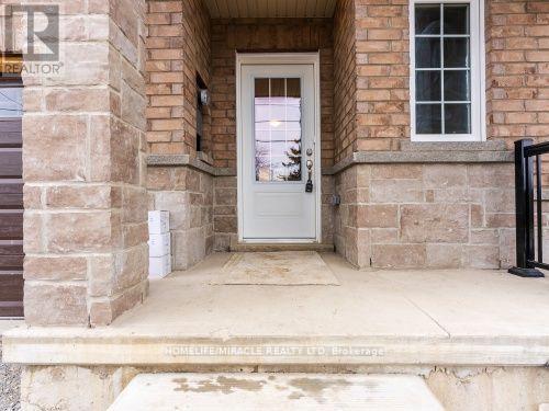 32 Vickers Road, Hamilton, ON - Outdoor With Exterior