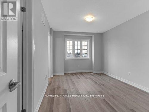 32 Vickers Road, Hamilton, ON - Indoor Photo Showing Other Room