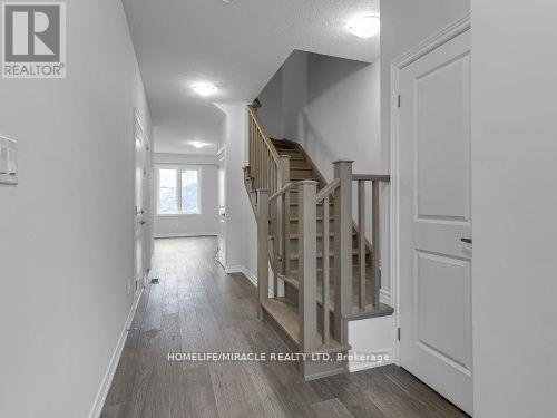 32 Vickers Road, Hamilton, ON - Indoor Photo Showing Other Room