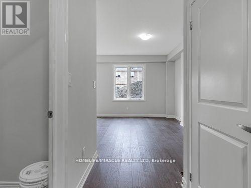 32 Vickers Road, Hamilton, ON - Indoor Photo Showing Other Room