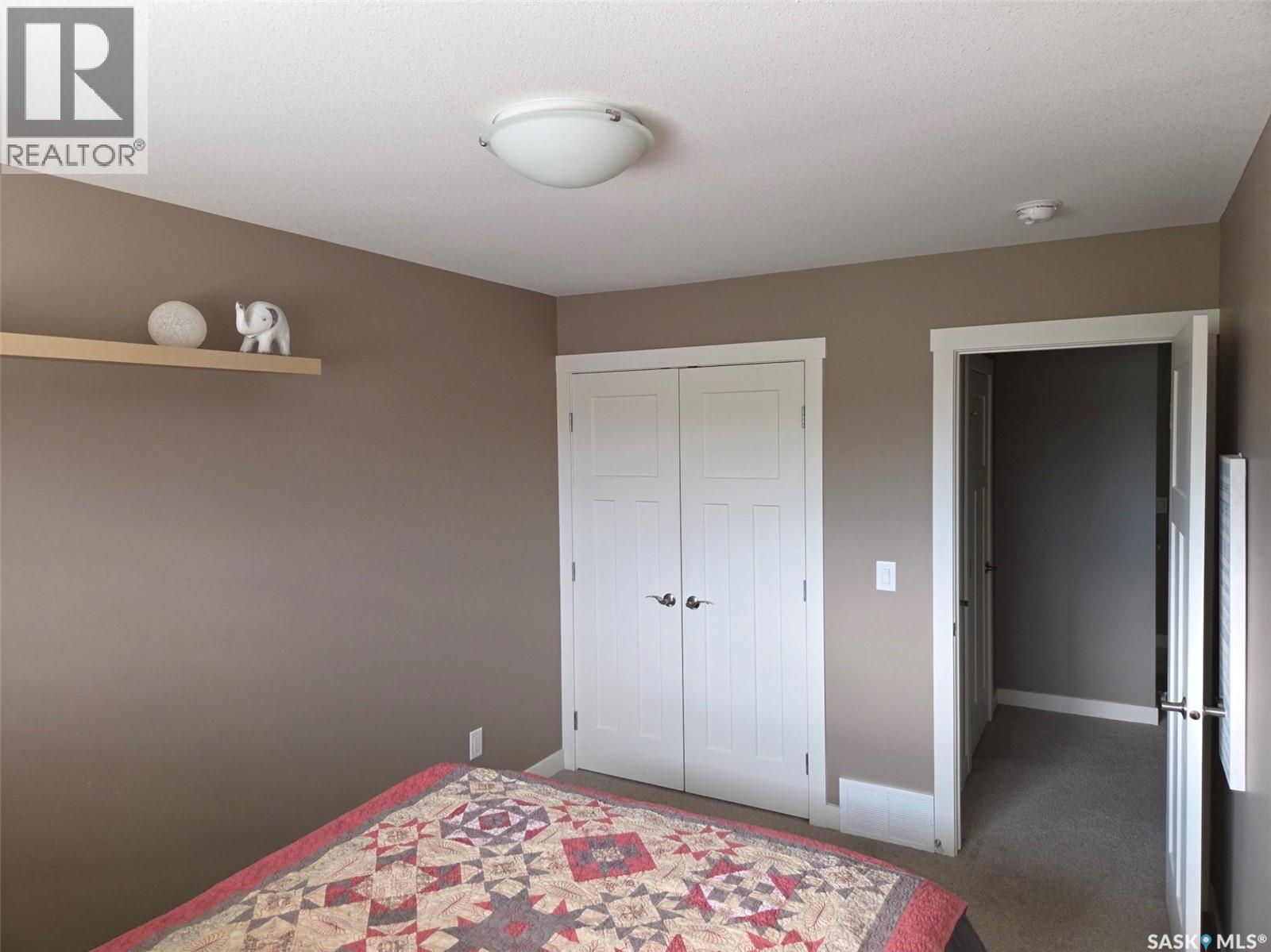 103 115 Shepherd Crescent, Saskatoon, SK - Indoor Photo Showing Bedroom