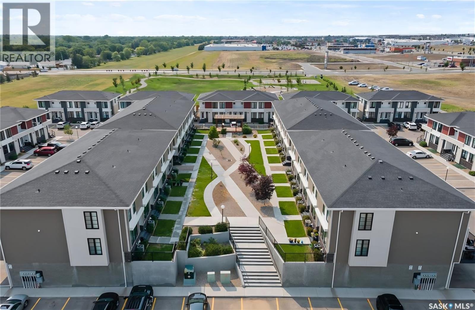 204 3229 Elgaard Drive, Regina, SK - Outdoor With View