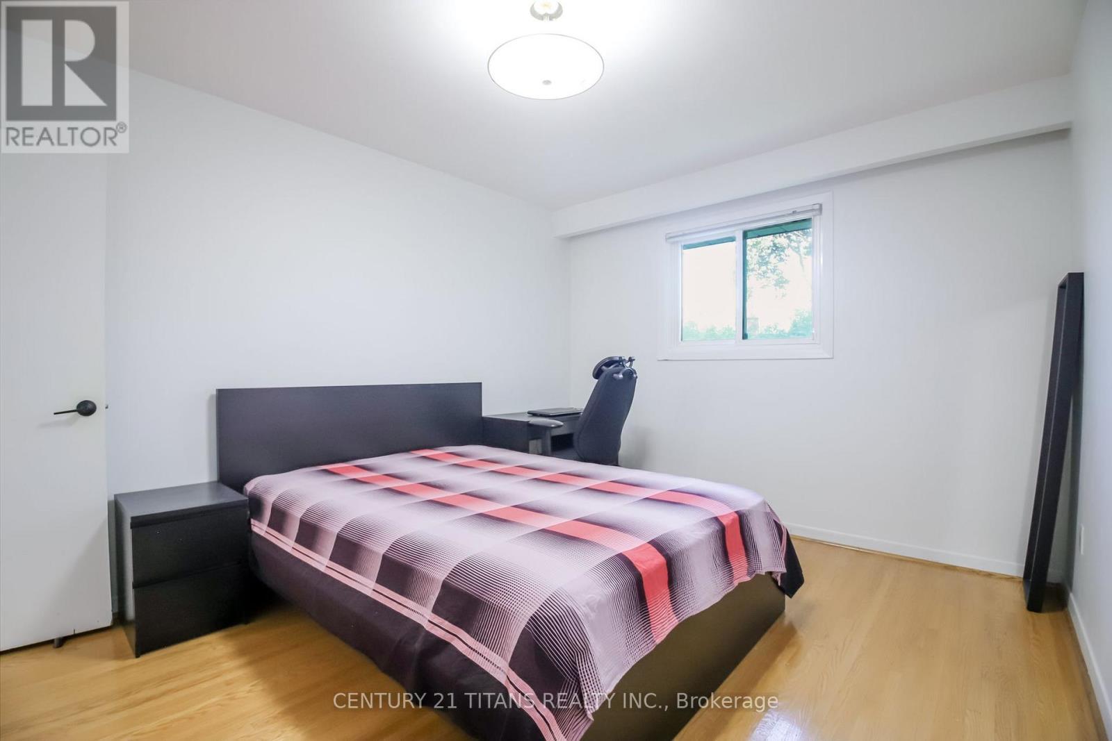 9 Minos Crescent, Toronto, ON - Indoor Photo Showing Bedroom