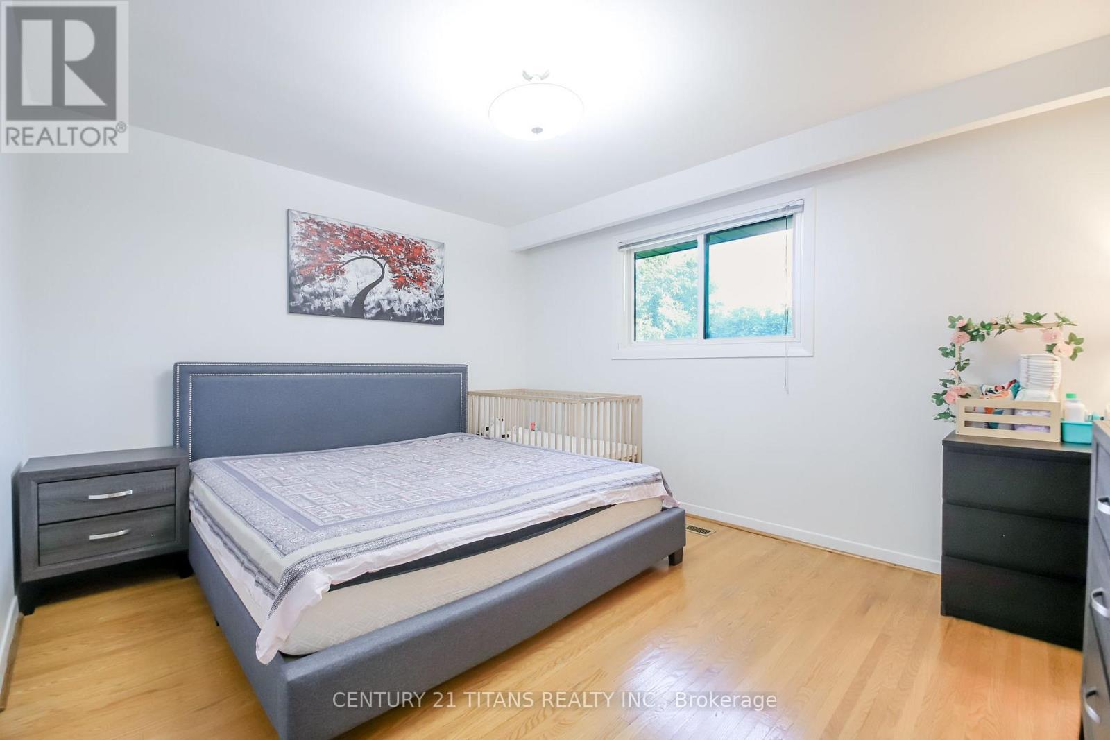 9 Minos Crescent, Toronto, ON - Indoor Photo Showing Bedroom