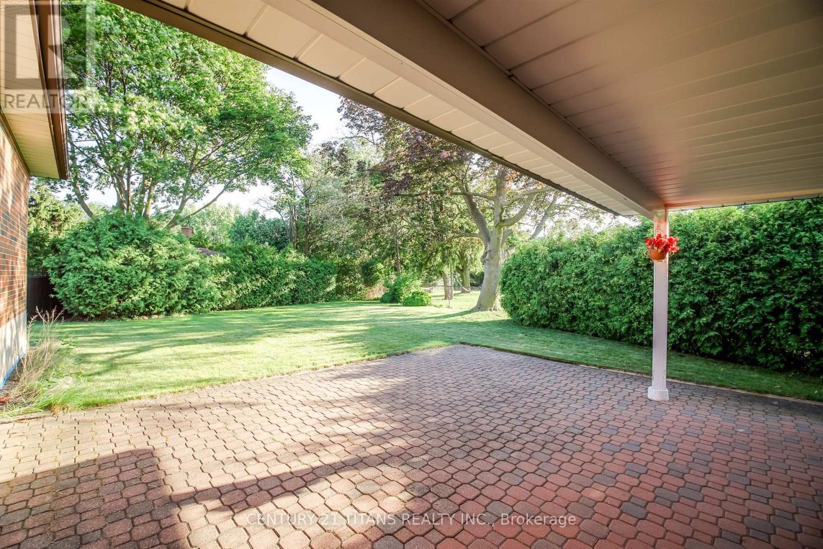 9 Minos Crescent, Toronto, ON - Outdoor With Deck Patio Veranda