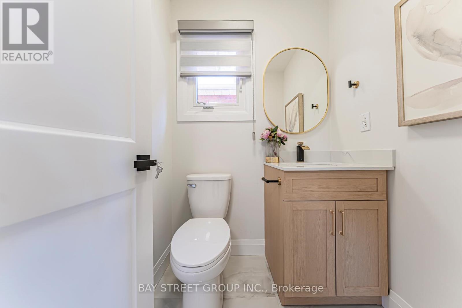 146 Cabinet Crescent, Vaughan, ON - Indoor Photo Showing Bathroom