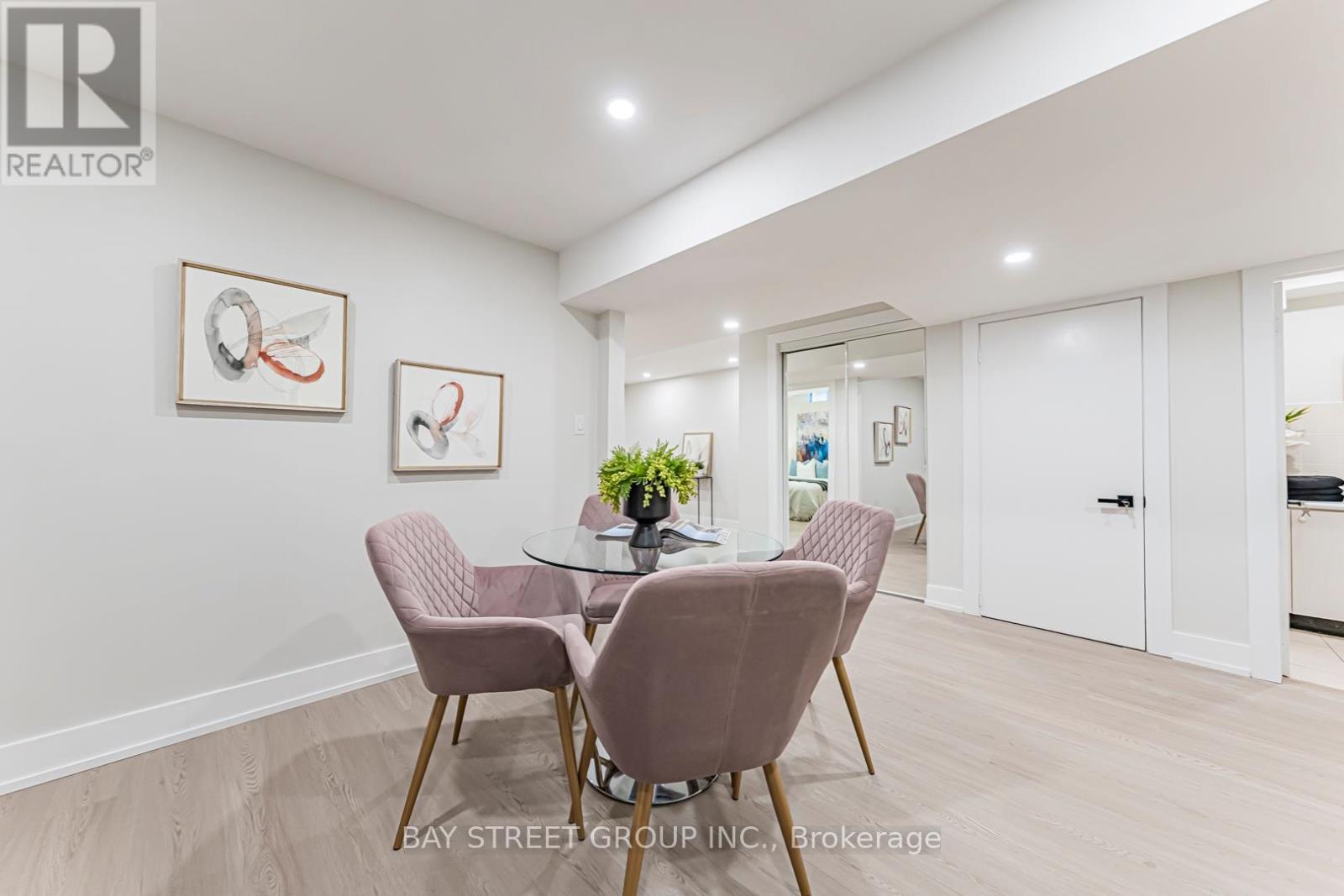 146 Cabinet Crescent, Vaughan, ON - Indoor Photo Showing Dining Room