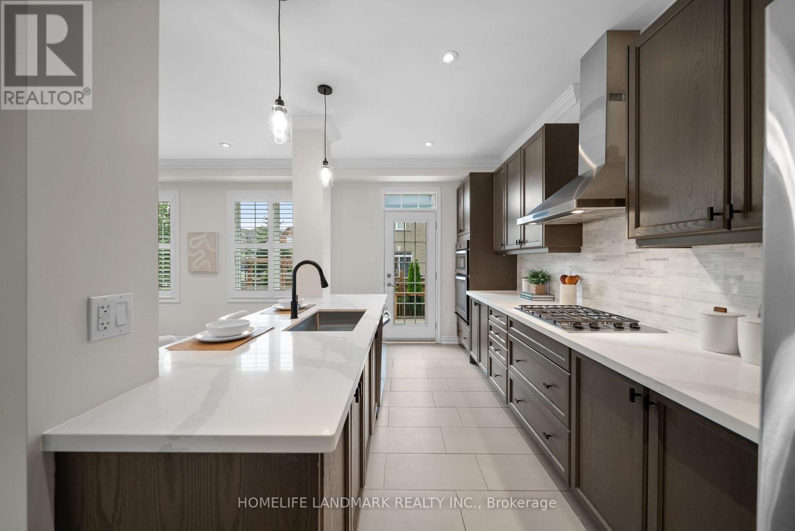 New upgraded Counter - 50 Keith-Wright Crescent, Ajax, ON - Indoor Photo Showing Kitchen With Upgraded Kitchen