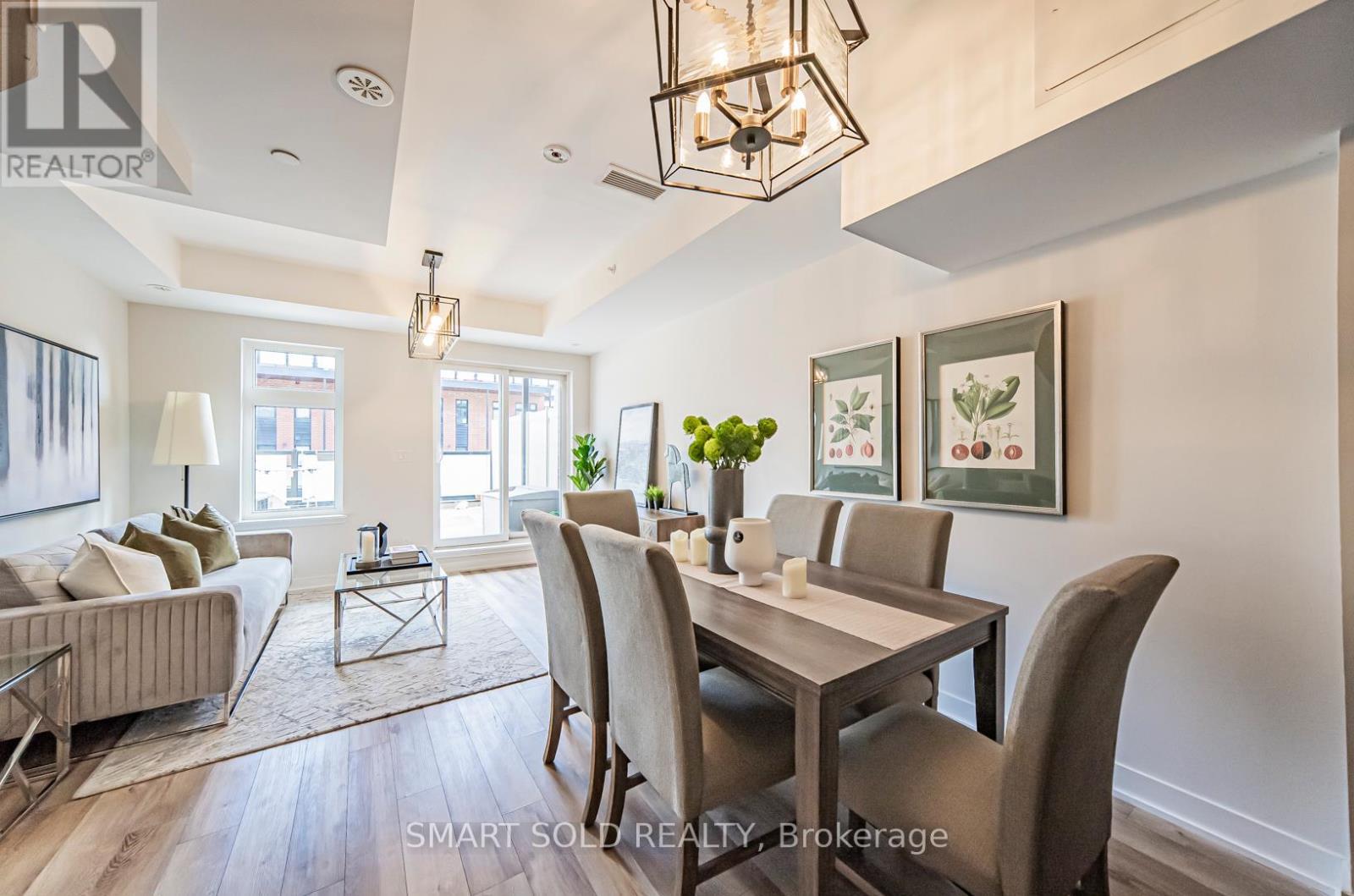 132 - 20 Echo Point, Toronto, ON - Indoor Photo Showing Dining Room