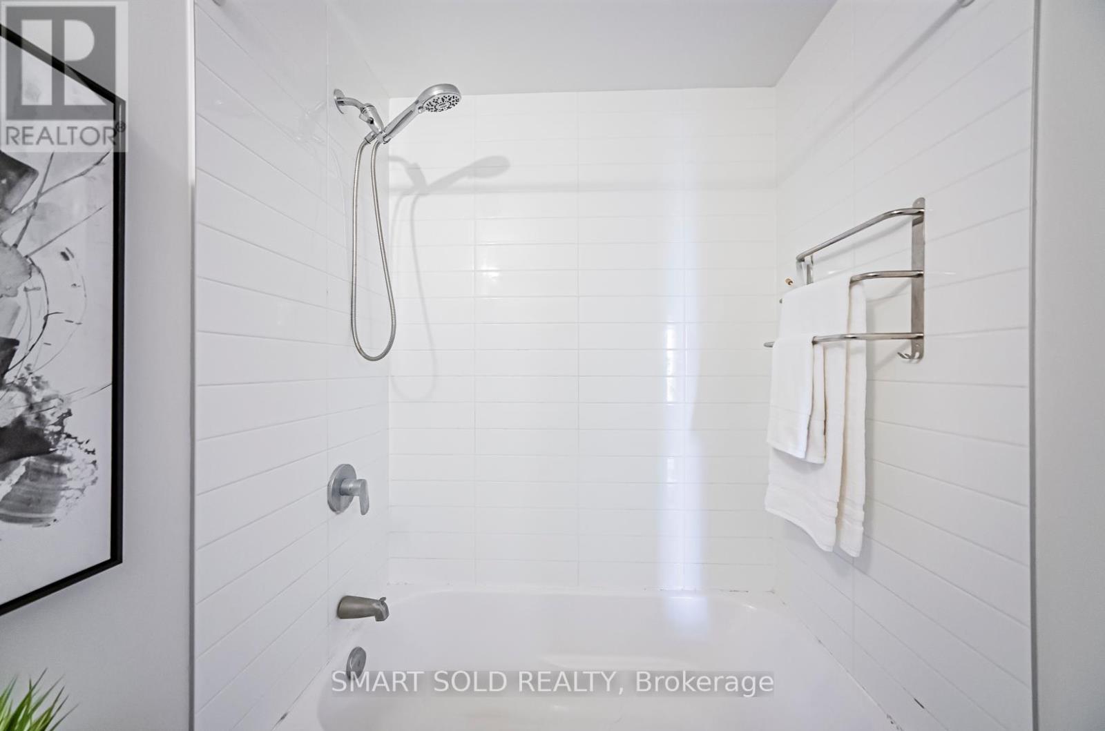 132 - 20 Echo Point, Toronto, ON - Photo Showing Bathroom