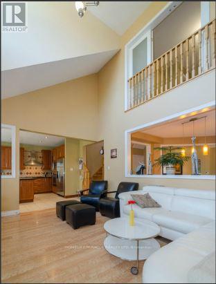30 Masters Green Crescent, Brampton, ON - Indoor