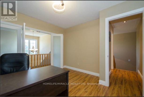 30 Masters Green Crescent, Brampton, ON - Indoor Photo Showing Office