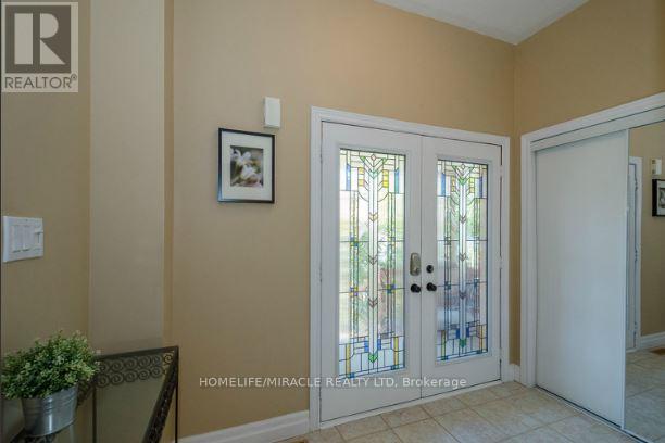 30 Masters Green Crescent, Brampton, ON - Indoor Photo Showing Other Room
