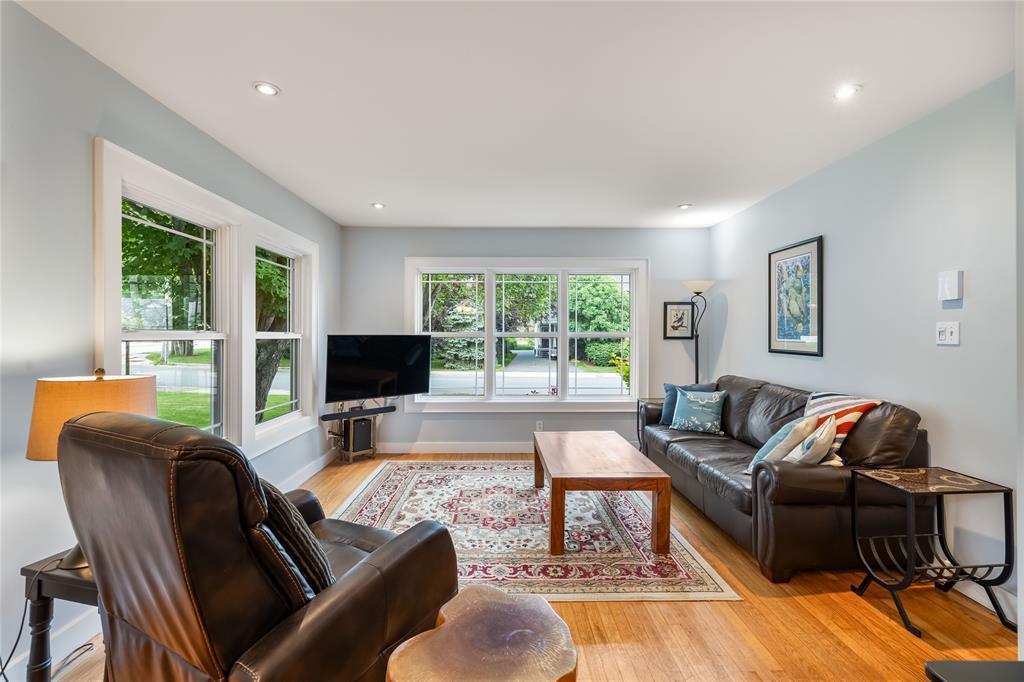 13 Gooseberry Lane, St. John'S, NL - Indoor Photo Showing Living Room