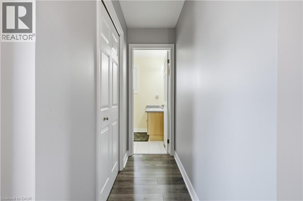 31 Fano Drive, Hamilton, ON - Indoor Photo Showing Other Room